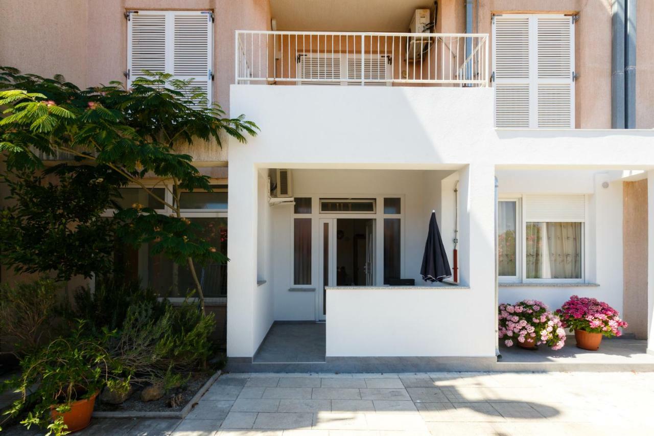 Apartment Rosemary 24 Krk Town Bagian luar foto